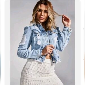 Red Fox Distressed Light Wash Blue Jean Jacket Sz.M